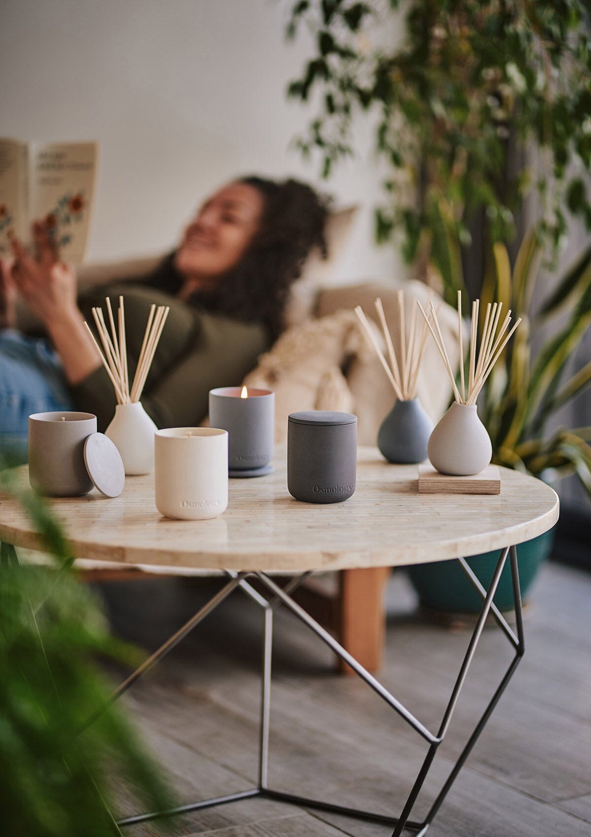 Persian Thyme Scented Candle - Neroli Saffron and Oudh