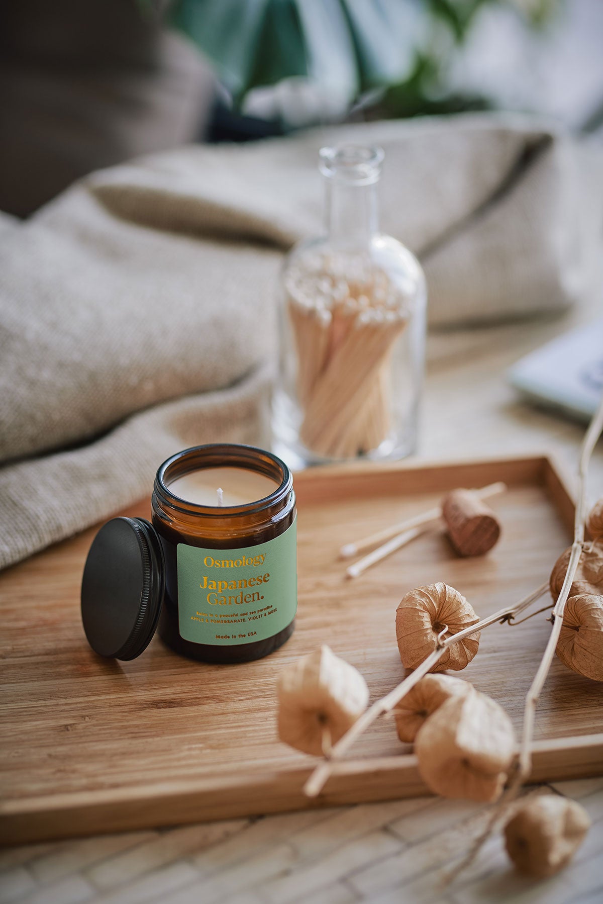 Japanese Garden Scented Jar Candle - Apple Pomegranate and Musk